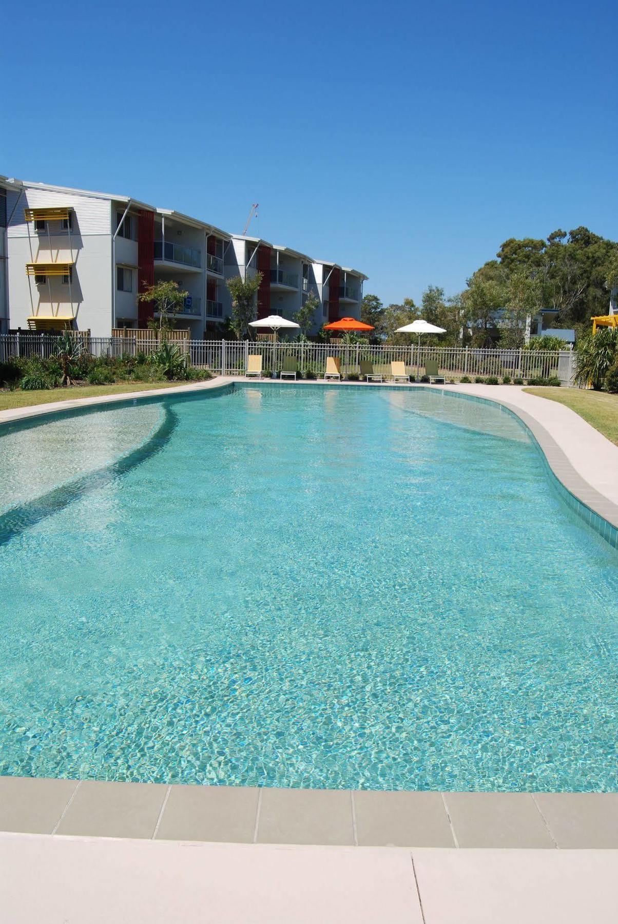 Ramada Encore By Wyndham Whale Cove Hervey Bay Zewnętrze zdjęcie
